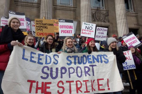 Leeds students support lecturers on Parkinson steps